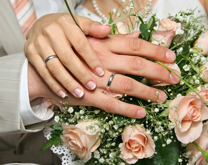 اهدای کمک هزینه خرید جهیزیه به  ۱۵ نوعروس کازرونی