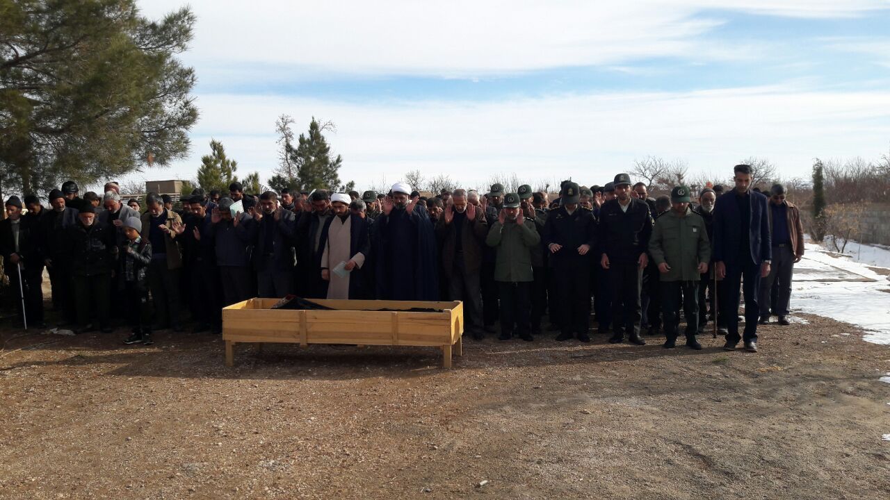 تشییع پیکر مادر شهید کرم پور هوشمند در بشرویه