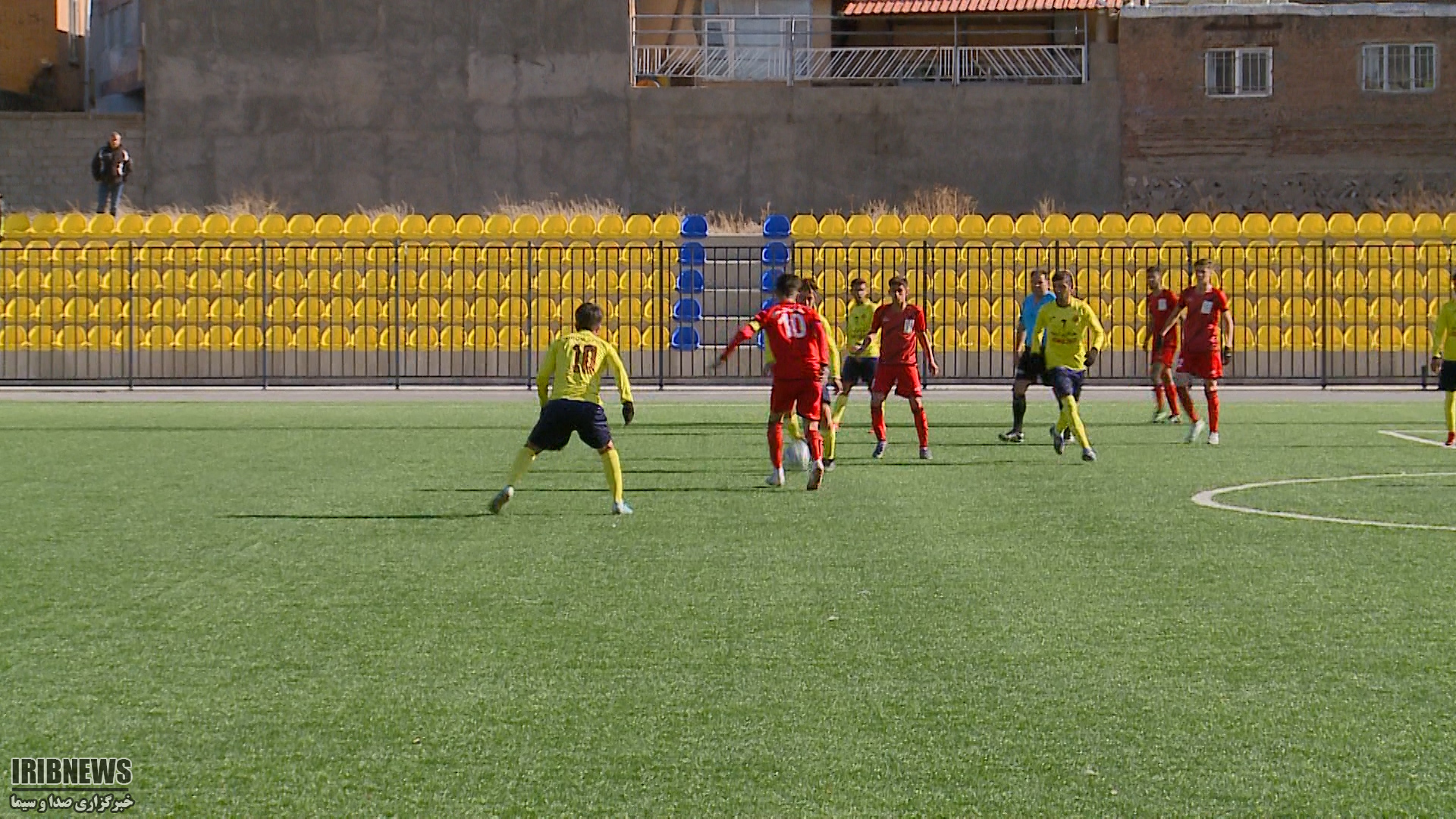 مسابقات فوتبال لیگ برتر نوجوانان استان در ایستگاه آخر مسابقات فوتبال لیگ برتر نوجوانان استان در ایستگاه آخر