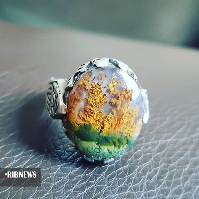 گزارش مکتوب ... سنگ&zwnj;ها نان می&zwnj;شود،نان بوی خامی می دهد