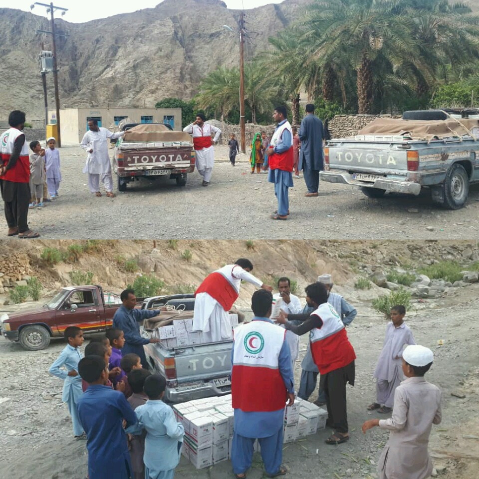 امداد رساني به سيل زدگان قصرقند