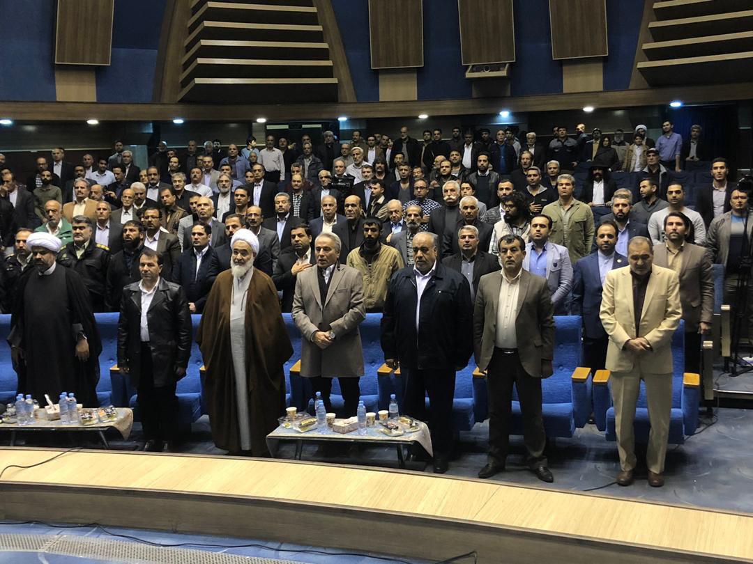 شال پهلوانی بر گردن استاندار کرمانشاه