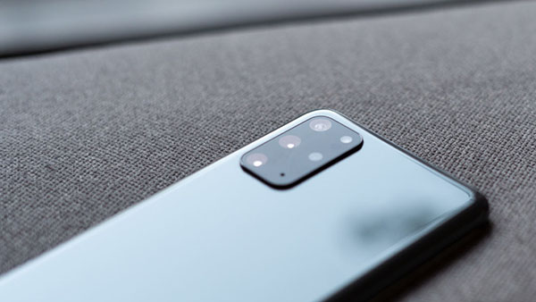 دروغهایی که تولیدکنندگان گوشی هنگام تبلیغاتشان شما را با آنها فریب می دهند