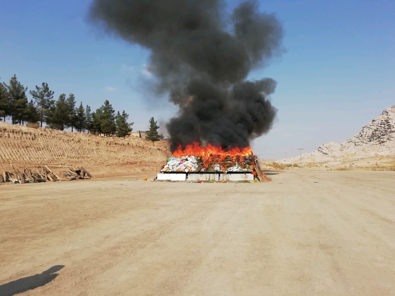 امحای ۱۶ تن مواد مخدر در مشهد