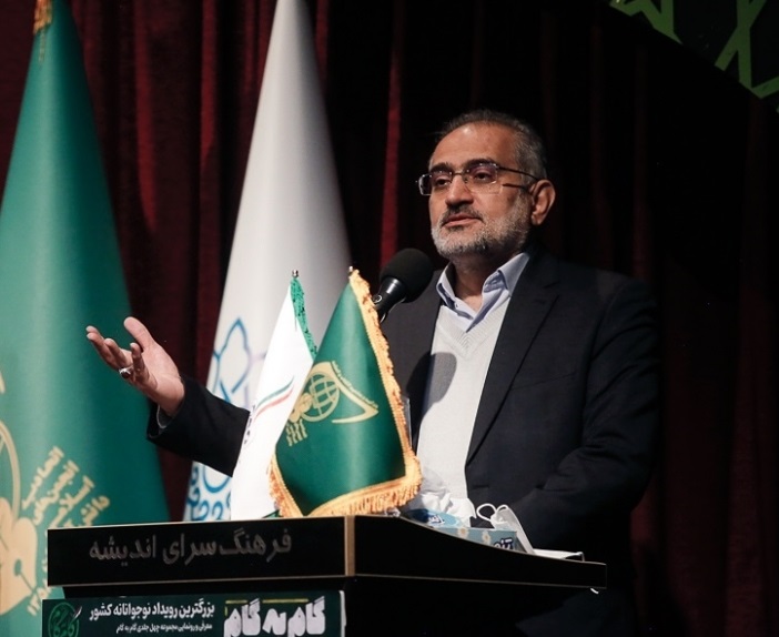 بیانیه گام دوم انقلاب باید مطالبه اصلی جامعه شود