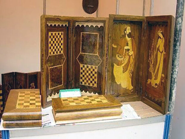 در سفر به کردستان صنایع دستی را فراموش نکنید در سفر به کردستان صنایع دستی را فراموش نکنید