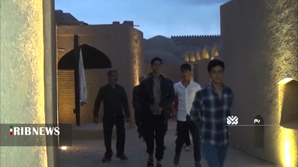 بازدید ۱۵ هزار گردشگراز بزرگترین بنای خشتی جهان بازدید ۱۵ هزار گردشگراز بزرگترین بنای خشتی جهان