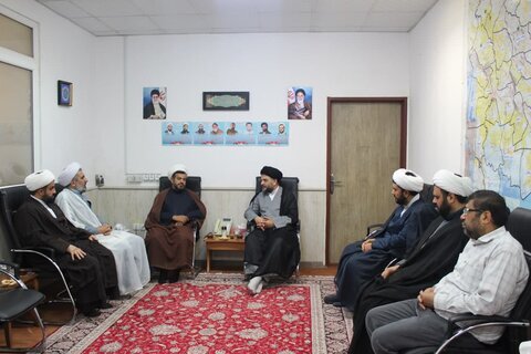 بررسی راهکار‌های تقویت همکاری حوزه و اوقاف خوزستان