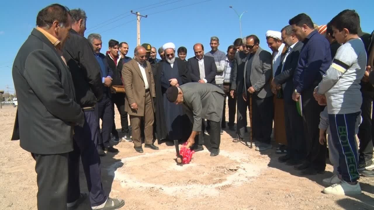 آغاز عملیات اجرایی مجموعه ورزشی خیری در میبد