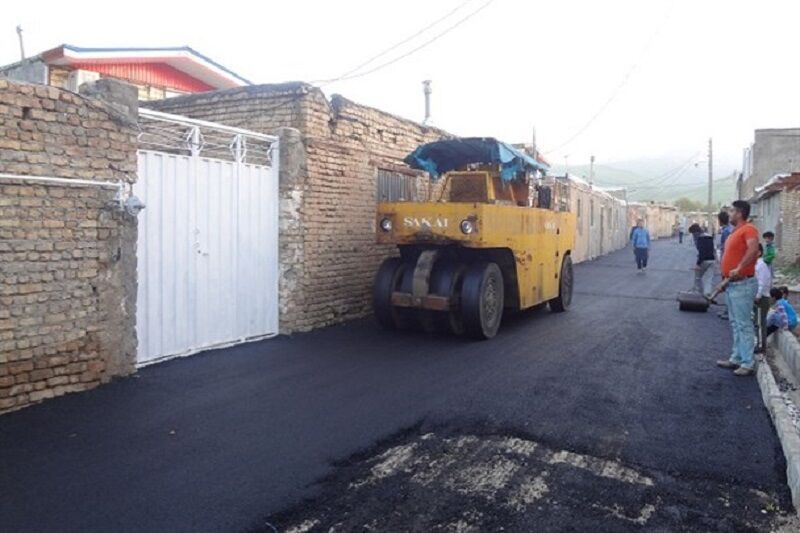 آغاز آسفالت معابر شش روستای شهرستان کهگیلویه