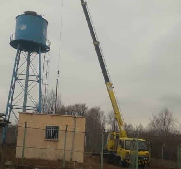 تعویض و جوشکاری لوله‌های رانش چاه و مخزن آب چاه روستای گوران آباد شهرستان نقده