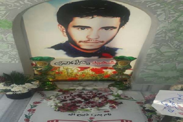 تعویض سنگ مزار شهید گمنام زنجانی در امامزاده شاه میر حمزه (ع) اصفهان تعویض سنگ مزار شهید گمنام زنجانی در امامزاده شاه میر حمزه (ع) اصفهان