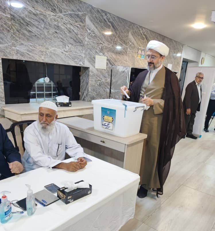 آغاز دومین مرحله رای گیری انتخابات ریاست جمهوری در خارج از کشور (۲) آغاز دومین مرحله رای گیری انتخابات ریاست جمهوری در خارج از کشور (۲)