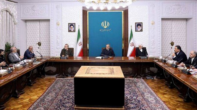 پایش لحظهای اجرای طرح اقتصادی دولت تا رسیدن بازار به ثبات ادامه یابد پایش لحظهای اجرای طرح اقتصادی دولت تا رسیدن بازار به ثبات ادامه یابد