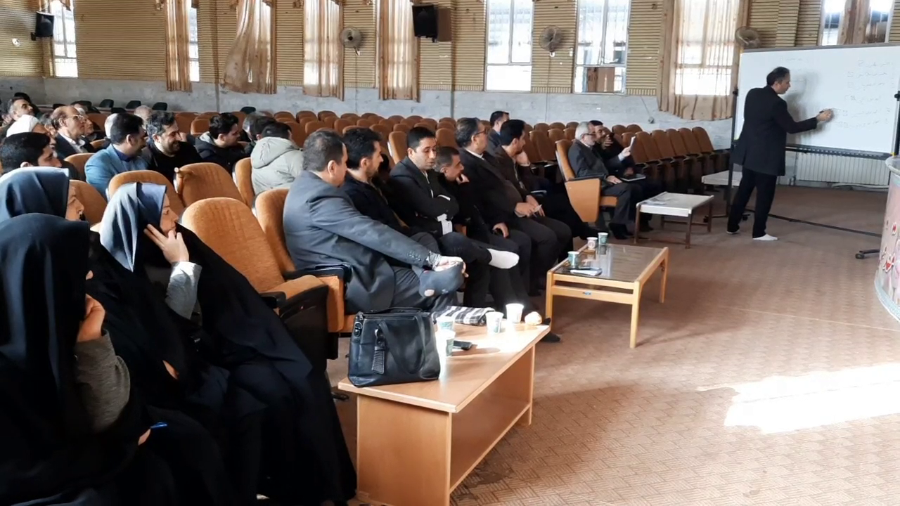 انتخاب اعضای هیأت اجرایی انتخابات شورا‌های اسلامی بخش فردو در استان قم