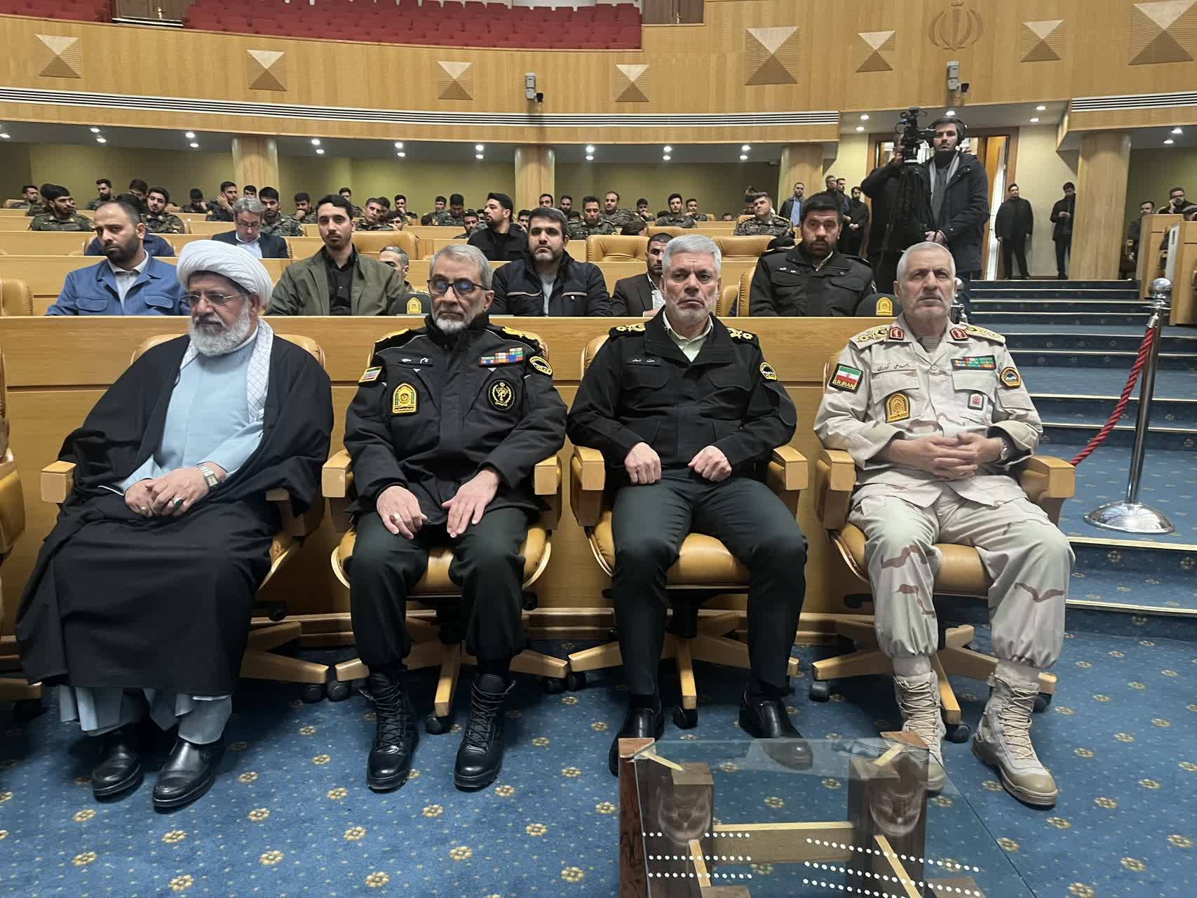 نهجالبلاغه در مدارس و دانشگاهها آموزش داده شود نهجالبلاغه در مدارس و دانشگاهها آموزش داده شود