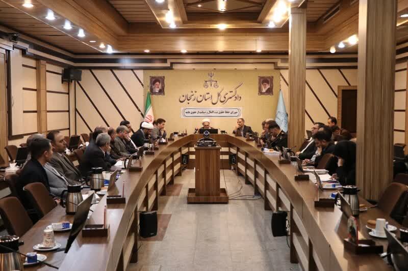 انتقال زندان زنجان نیازمند اهتمام همه مدیران و مسئولان استان است انتقال زندان زنجان نیازمند اهتمام همه مدیران و مسئولان استان است