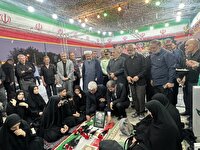 ادای احترام استاندار اصفهان به مقام شامخ شهید مدافع وطن