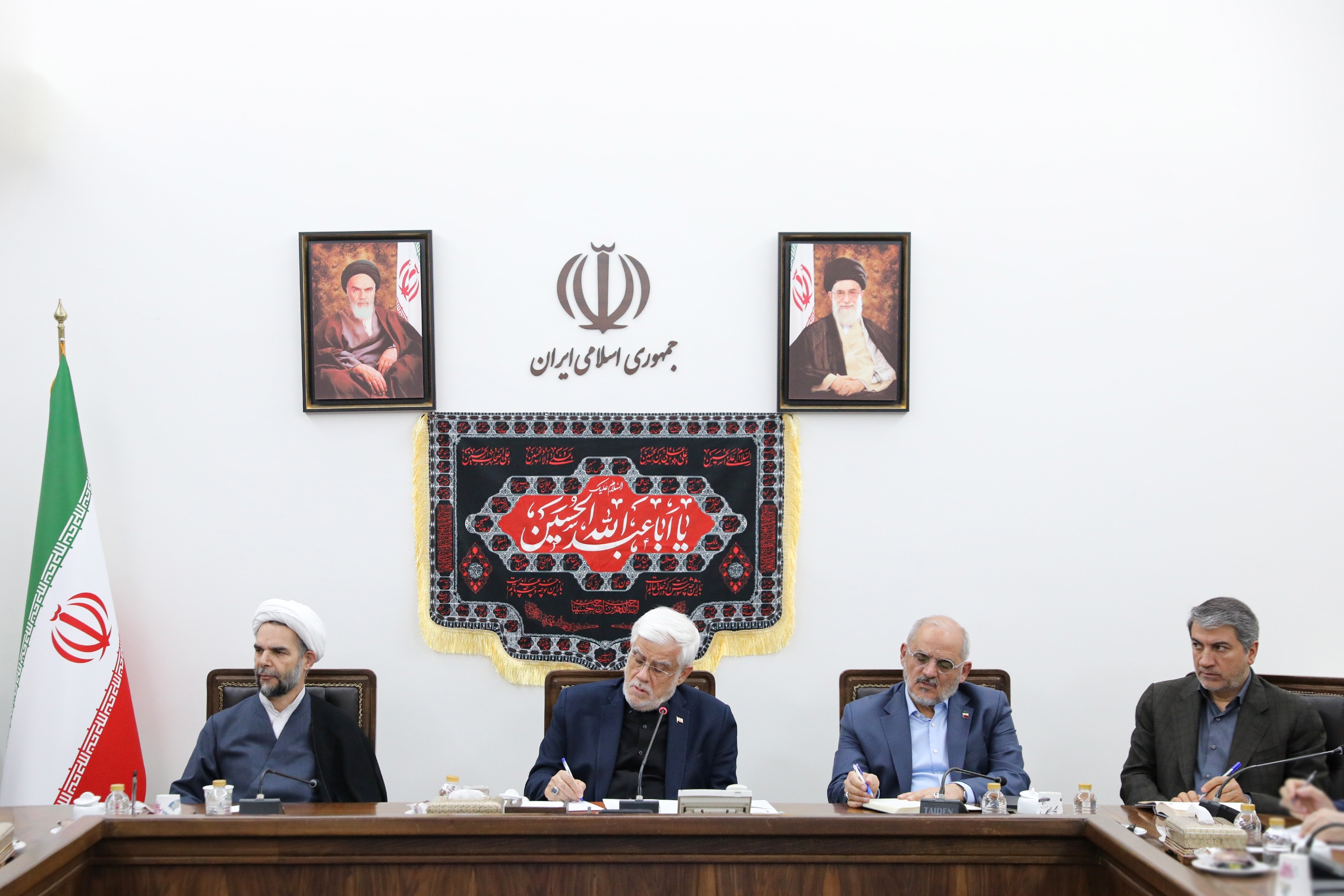 ستاد تنظیم بازار و برخورد‌های نظارتی ابزار کار اقتصادی حکومت است