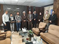 دلجویی از دانش آموز بوکانی توسط امام جمعه و فرماندار 