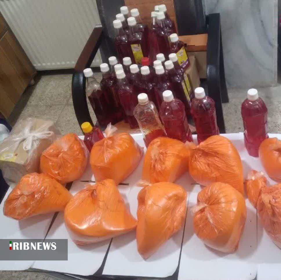 کشف و جمعآوری بیش از ۱۳ کیلوگرم رنگ غیرمجاز زعفران از کارگاه خانگی در اسفراین  کشف و جمعآوری بیش از ۱۳ کیلوگرم رنگ غیرمجاز زعفران از کارگاه خانگی در اسفراین