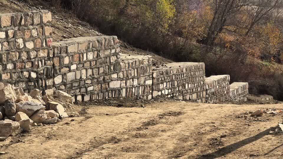 اجرای طرح‌های عمرانی در ۵۵ روستای بخش تخت سلیمان تکاب با حفظ بافت تاریخی