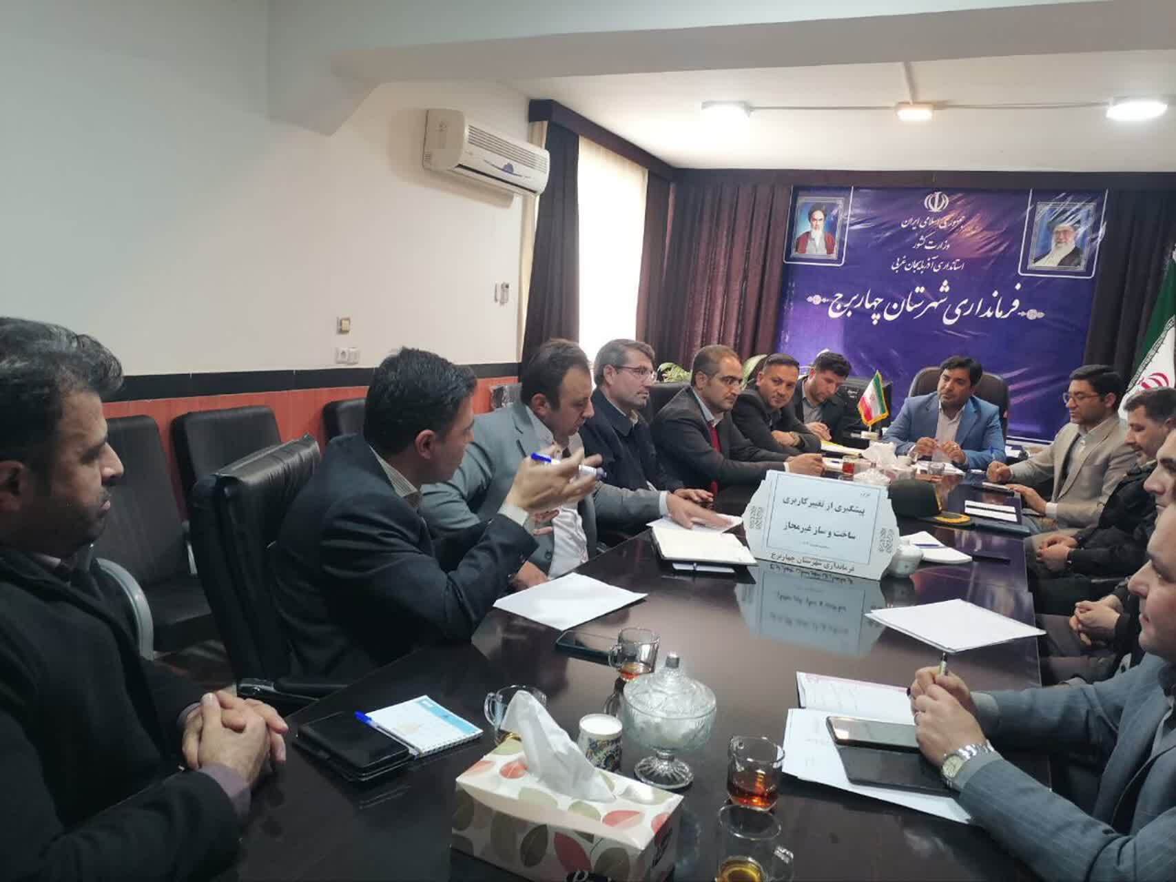 تشدید نظارت و برخورد قانونی با ساختوسازهای غیرمجاز در چهاربرج تشدید نظارت و برخورد قانونی با ساختوسازهای غیرمجاز در چهاربرج