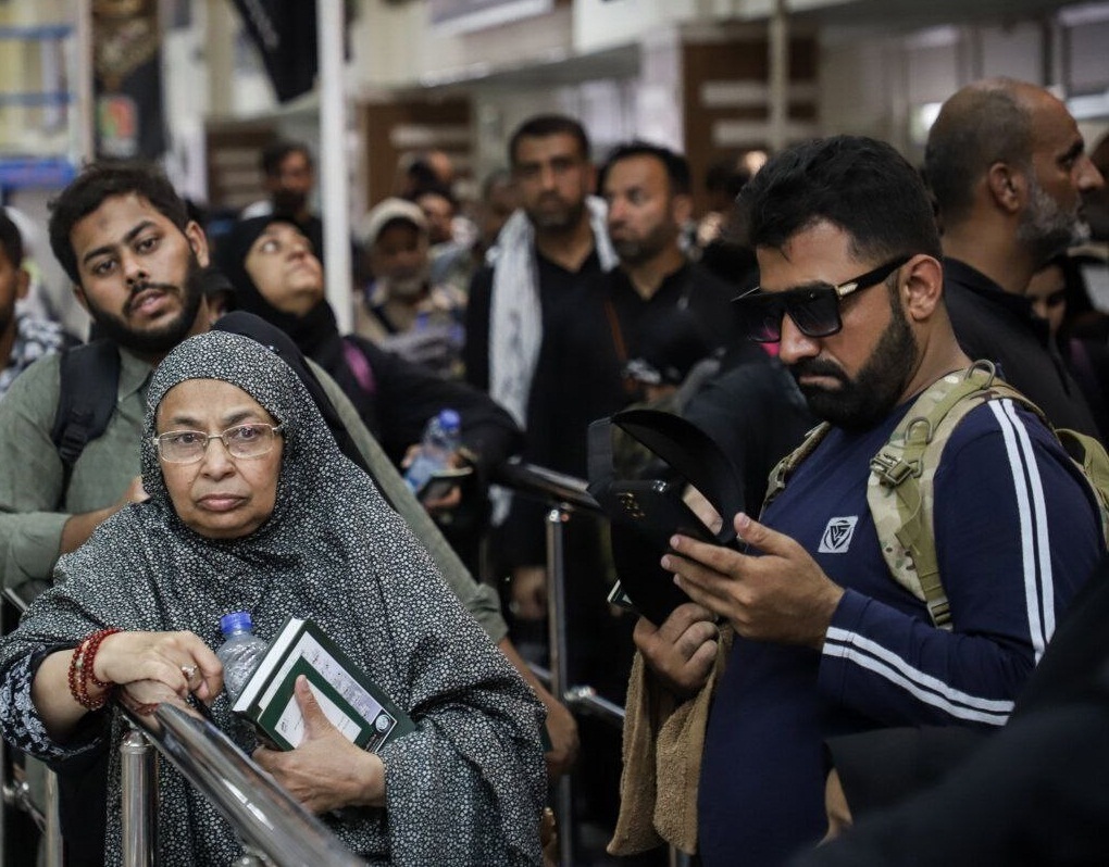 لزوم مدیریت تردد اتباع خارجی در ایام اربعین حسینی در عمق کشور لزوم مدیریت تردد اتباع خارجی در ایام اربعین حسینی در عمق کشور